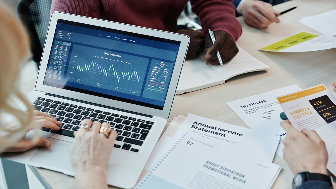 Why Some Affiliate Marketers Win Fast